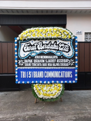 Papan Bunga Duka di Muara Sahung